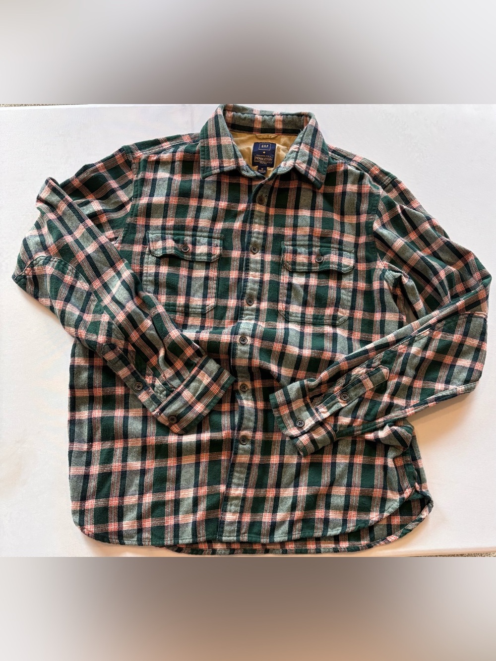 GAP & PENDLETON Men's Green & Pink Plaid Button-Up Shirt Medium Regular - Picture 3 of 10